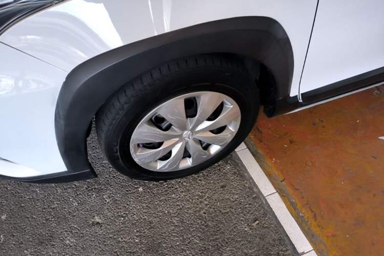 Used Toyota YARiS L Zhi Xuan 2020 X-Trail X 1.5L CVT Leading Edition Left Front Wheel Hub
