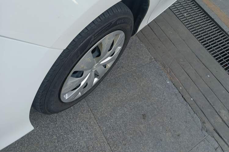 Used Toyota YARiS L Zhi Xuan 2020 1.5L CVT Leading Edition Left Front Wheel Hub