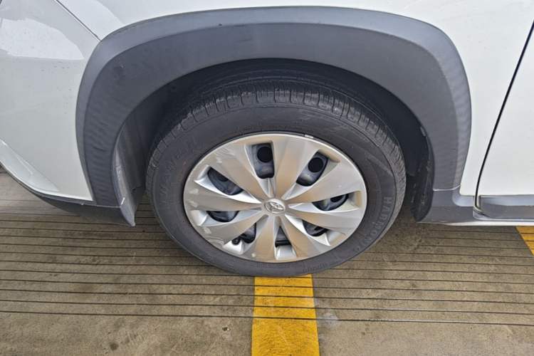 Used Toyota YARiS L Zhi Xuan 2020 X-Trail X 1.5L CVT Leading Edition Left Front Wheel Hub