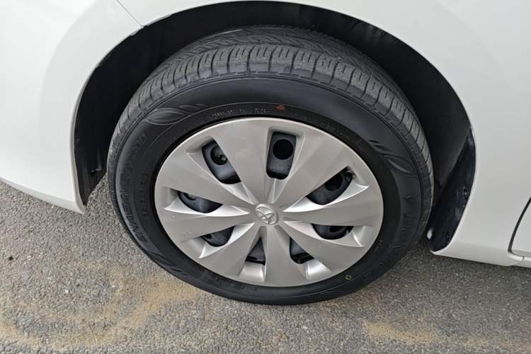 Used Toyota YARiS L Zhi Xuan 2020 1.5L CVT Leading Edition Left Front Wheel Hub