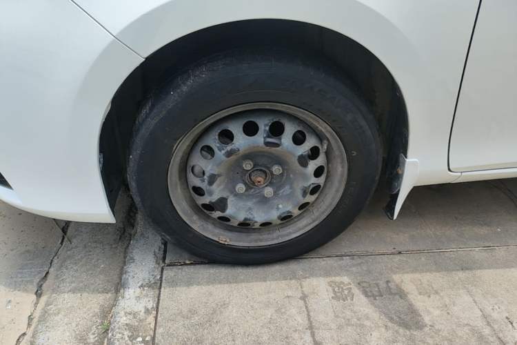 Used Toyota YARiS L Zhi Xuan 2020 1.5L CVT Leading Edition Left Front Wheel Hub