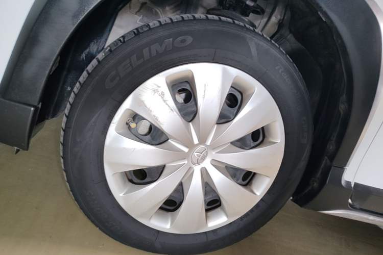 Used Toyota YARiS L Zhi Xuan 2020 X-Trail X 1.5L CVT Leading Edition Left Front Wheel Hub