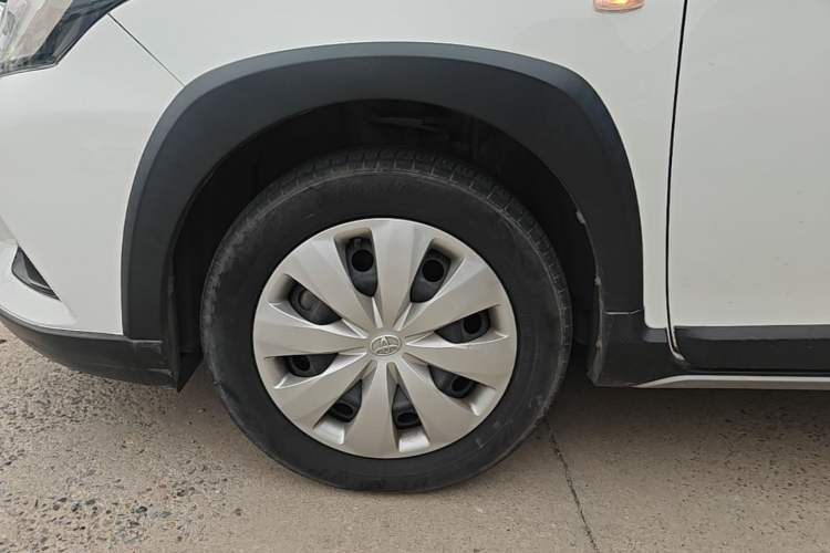 Used Toyota YARiS L Zhi Xuan 2020 X-Trail X 1.5L CVT Leading Edition Left Front Wheel Hub