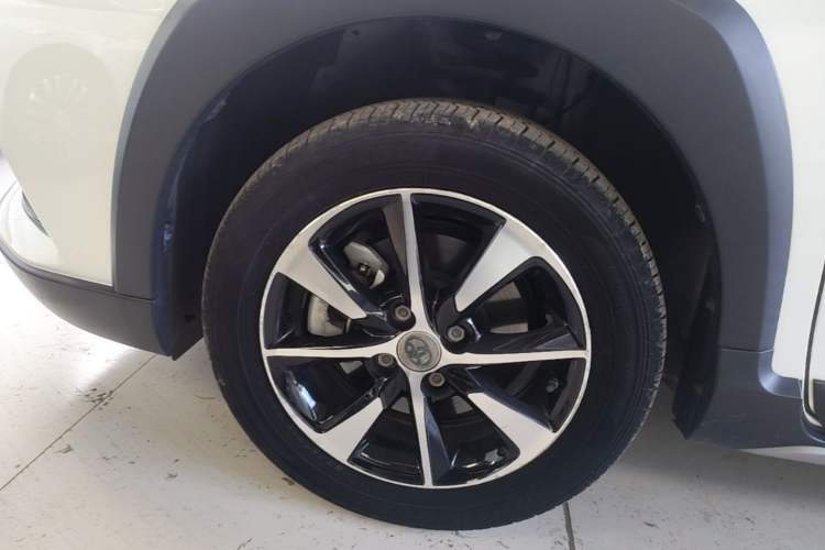 Used Toyota YARiS L Zhi Xuan 2020 X-Trail X 1.5L CVT Leading Edition Left Front Wheel Hub
