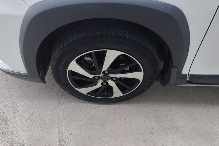 Used Toyota YARiS L Zhi Xuan 2020 X-Trail X 1.5L CVT Leading Edition Left Front Wheel Hub