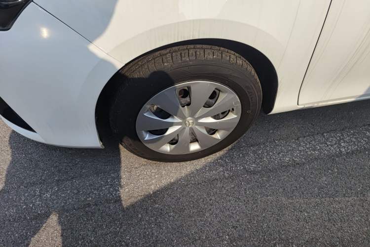 Used Toyota YARiS L Zhi Xuan 2020 1.5L CVT Leading Edition Left Front Wheel Hub