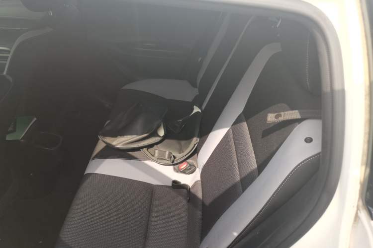 Used Toyota YARiS L Zhi Xuan 2020 1.5L CVT Leading Edition Left Rear Seat