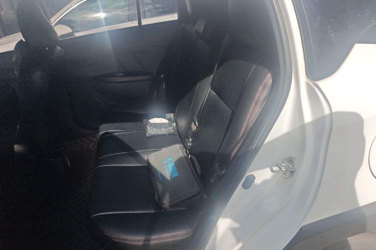 Used Toyota YARiS L Zhi Xuan 2020 X-Trail X 1.5L CVT Luxury Edition Left Rear Seat
