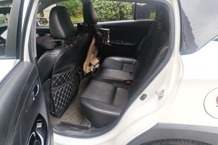 Used Toyota YARiS L Zhi Xuan 2020 X-Trail X 1.5L CVT Luxury Edition Left Rear Seat