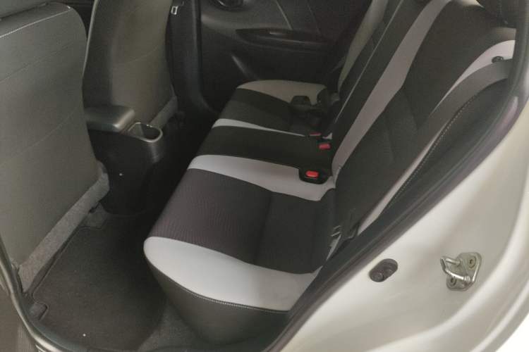 Used Toyota YARiS L Zhi Xuan 2020 1.5L CVT Leading Edition Left Rear Seat