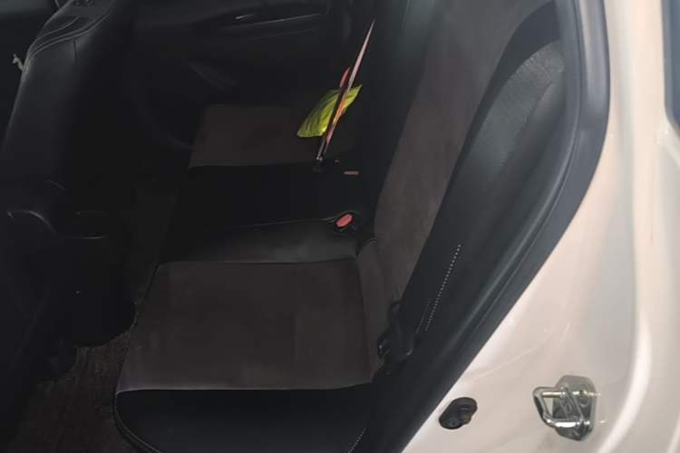Used Toyota YARiS L Zhi Xuan 2020 X-Trail X 1.5L CVT Leading Edition Left Rear Seat