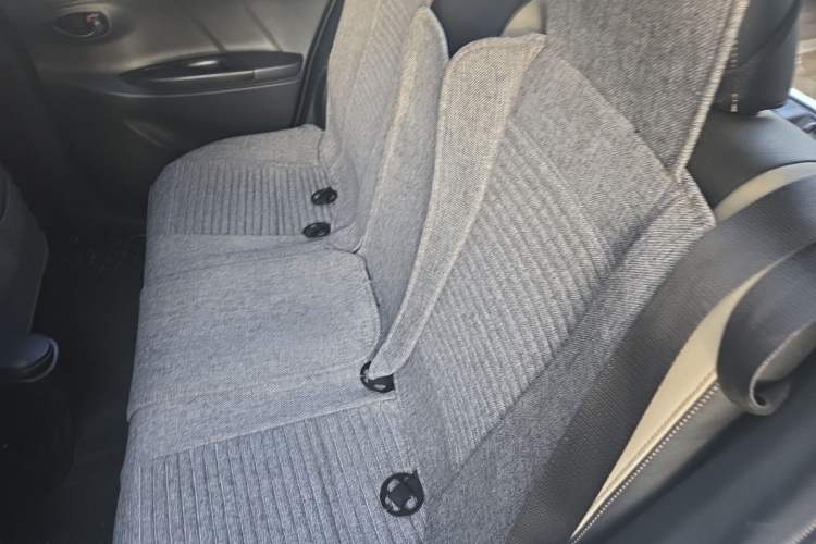 Used Toyota YARiS L Zhi Xuan 2020 X-Trail X 1.5L CVT Luxury Edition Left Rear Seat