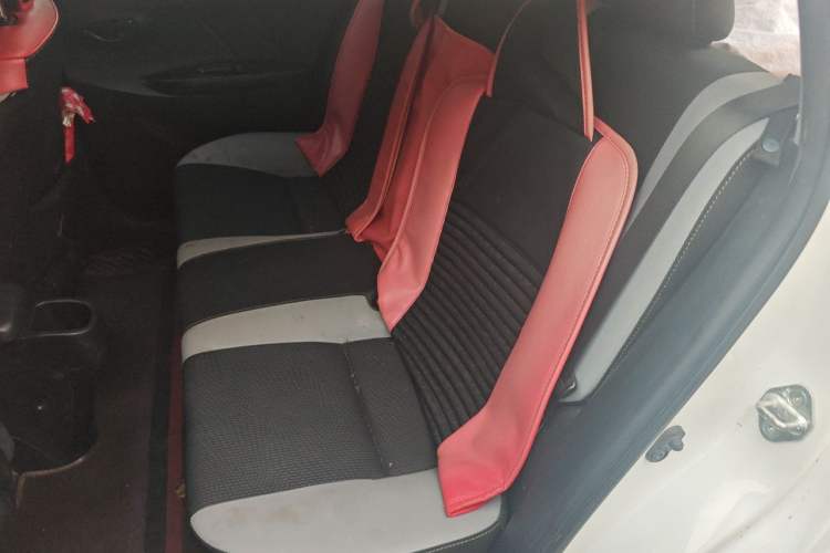 Used Toyota YARiS L Zhi Xuan 2020 1.5L CVT Leading Edition Left Rear Seat