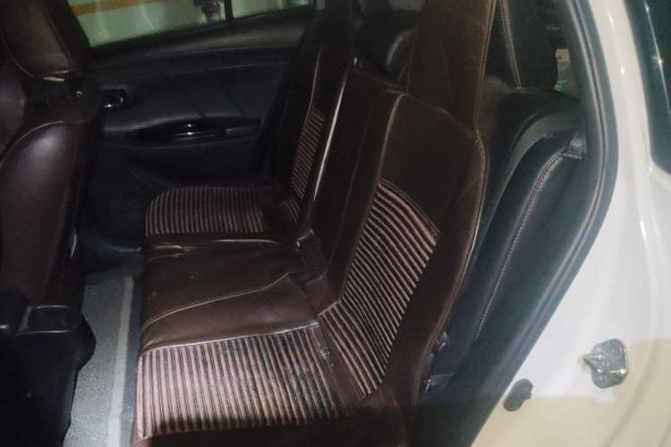 Used Toyota YARiS L Zhi Xuan 2020 X-Trail X 1.5L CVT Leading Edition Left Rear Seat
