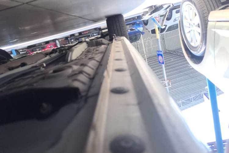 Used Toyota YARiS L Zhi Xuan 2020 1.5L CVT Leading Edition Left Side Sill