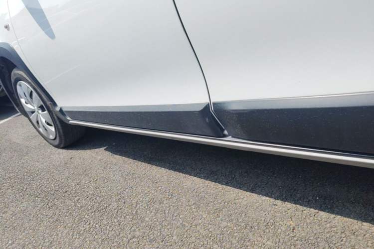 Used Toyota YARiS L Zhi Xuan 2020 X-Trail X 1.5L CVT Leading Edition Left Side Sill