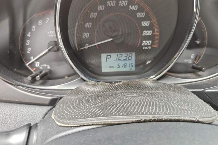 Used Toyota YARiS L Zhi Xuan 2020 X-Trail X 1.5L CVT Leading Edition Odometer Close Up