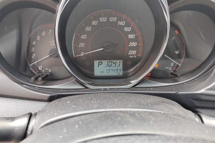 Used Toyota YARiS L Zhi Xuan 2020 X-Trail X 1.5L CVT Leading Edition Odometer Close Up