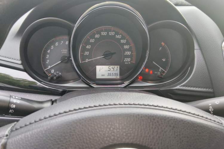 Used Toyota YARiS L Zhi Xuan 2020 X-Trail X 1.5L CVT Luxury Edition Odometer Close Up