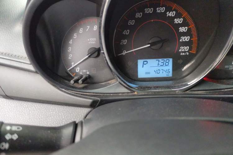Used Toyota YARiS L Zhi Xuan 2020 X-Trail X 1.5L CVT Leading Edition Odometer Close Up