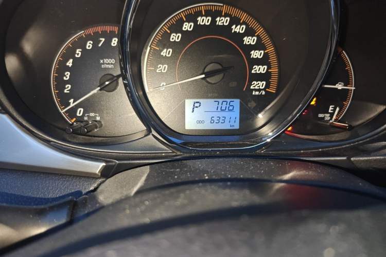 Used Toyota YARiS L Zhi Xuan 2020 X-Trail X 1.5L CVT Leading Edition Odometer Close Up