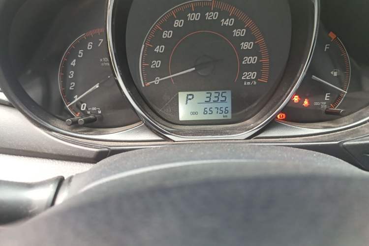 Used Toyota YARiS L Zhi Xuan 2020 X-Trail X 1.5L CVT Luxury Edition Odometer Close Up