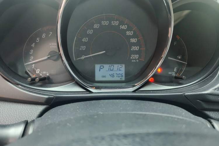 Used Toyota YARiS L Zhi Xuan 2020 1.5L CVT Leading Edition Odometer Close Up