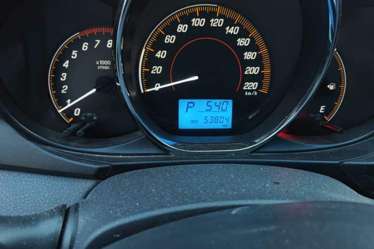 Used Toyota YARiS L Zhi Xuan 2020 1.5L CVT Leading Edition Odometer Close Up