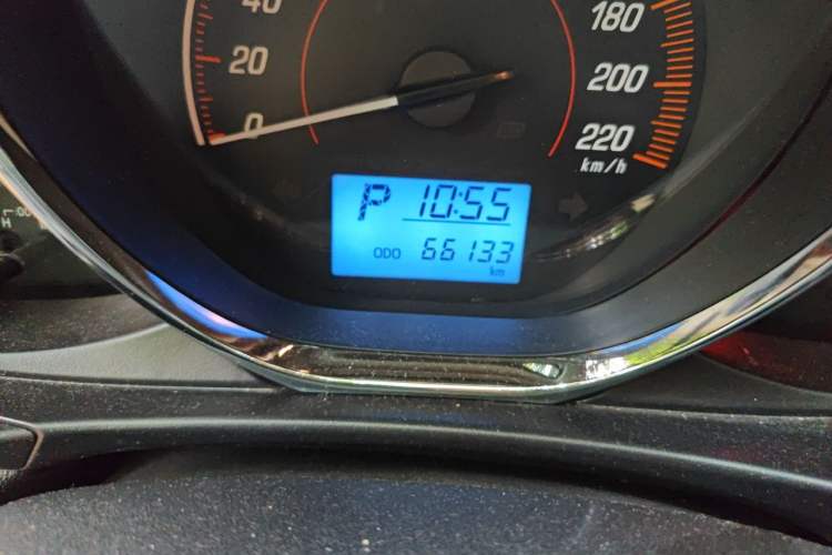 Used Toyota YARiS L Zhi Xuan 2020 X-Trail X 1.5L CVT Leading Edition Odometer Close Up