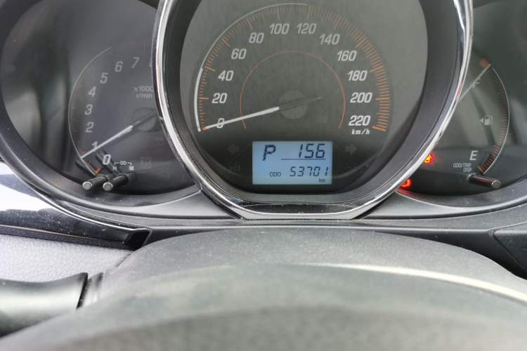 Used Toyota YARiS L Zhi Xuan 2020 1.5L CVT Luxury Edition Odometer Close Up