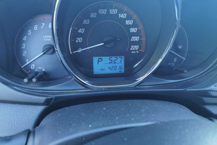 Used Toyota YARiS L Zhi Xuan 2020 X-Trail X 1.5L CVT Prestige Edition Odometer Close Up