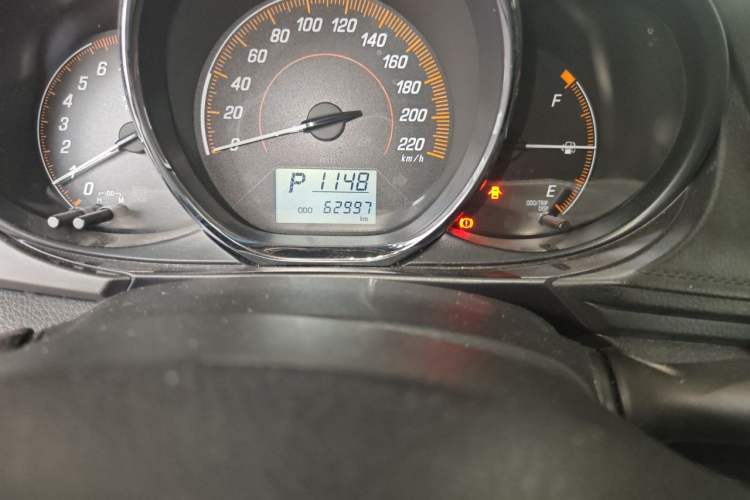 Used Toyota YARiS L Zhi Xuan 2020 1.5L CVT Leading Edition Odometer Close Up
