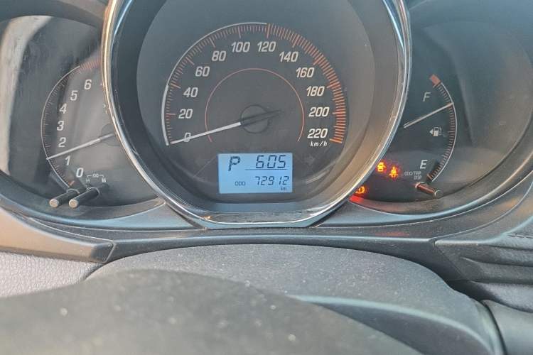 Used Toyota YARiS L Zhi Xuan 2020 X-Trail X 1.5L CVT Luxury Edition Odometer Close Up