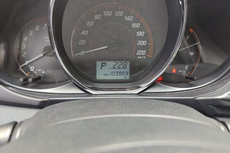 Used Toyota YARiS L Zhi Xuan 2020 X-Trail X 1.5L CVT Leading Edition Odometer Close Up