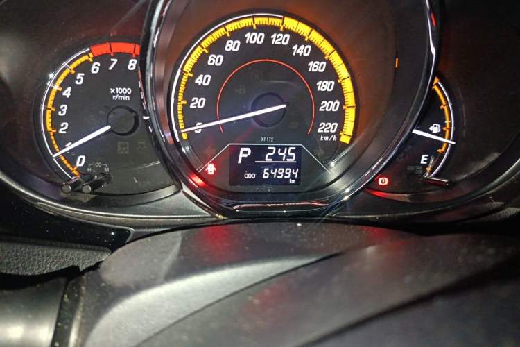Used Toyota YARiS L Zhi Xuan 2020 X-Trail X 1.5L CVT Prestige Edition Odometer Close Up