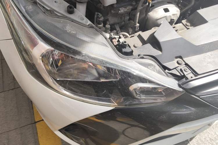 Used Toyota YARiS L Zhi Xuan 2020 1.5L CVT Leading Edition Right Front Headlight