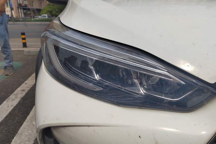 Used Toyota YARiS L Zhi Xuan 2020 X-Trail X 1.5L CVT Leading Edition Right Front Headlight