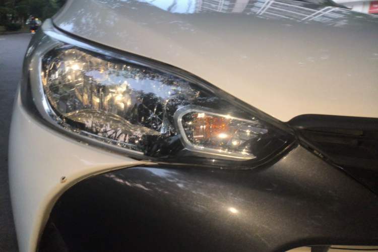 Used Toyota YARiS L Zhi Xuan 2020 1.5L CVT Leading Edition Right Front Headlight