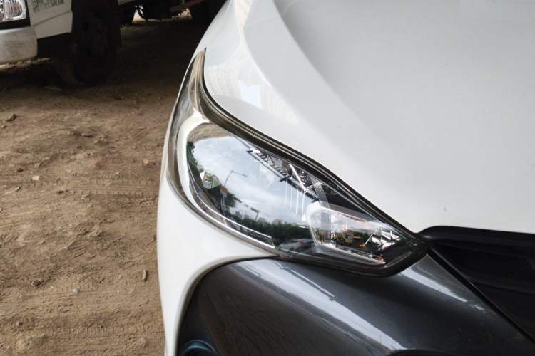 Used Toyota YARiS L Zhi Xuan 2020 1.5L CVT Leading Edition Right Front Headlight