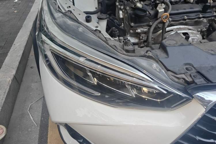 Used Toyota YARiS L Zhi Xuan 2020 X-Trail X 1.5L CVT Leading Edition Right Front Headlight