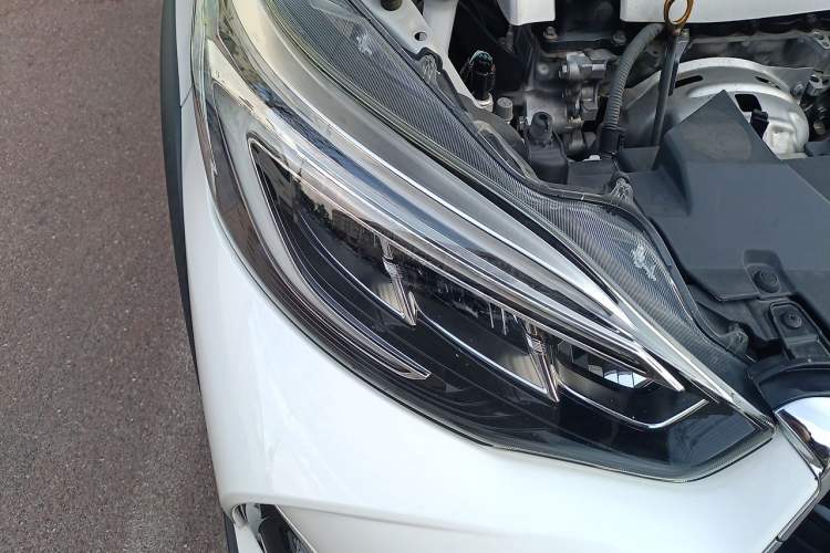 Used Toyota YARiS L Zhi Xuan 2020 X-Trail X 1.5L CVT Leading Edition Right Front Headlight
