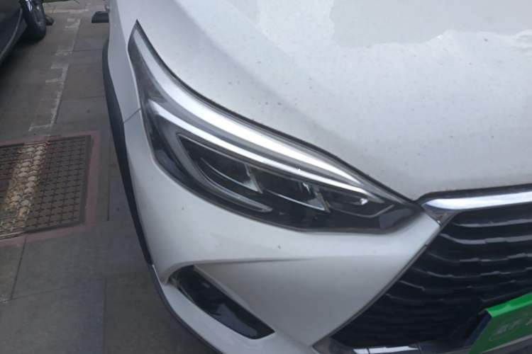 Used Toyota YARiS L Zhi Xuan 2020 X-Trail X 1.5L CVT Luxury Edition Right Front Headlight