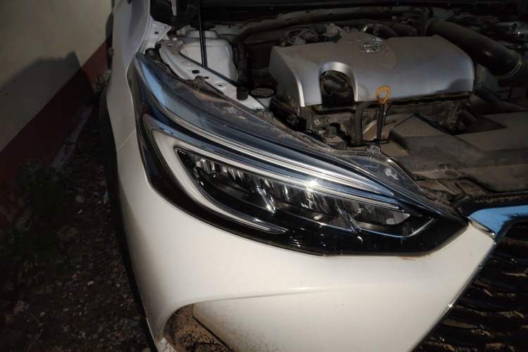 Used Toyota YARiS L Zhi Xuan 2020 X-Trail X 1.5L CVT Leading Edition Right Front Headlight