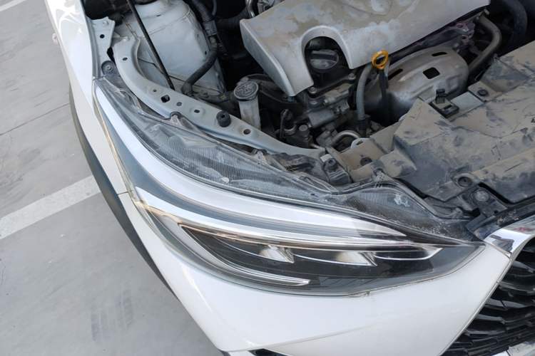 Used Toyota YARiS L Zhi Xuan 2020 X-Trail X 1.5L CVT Leading Edition Right Front Headlight
