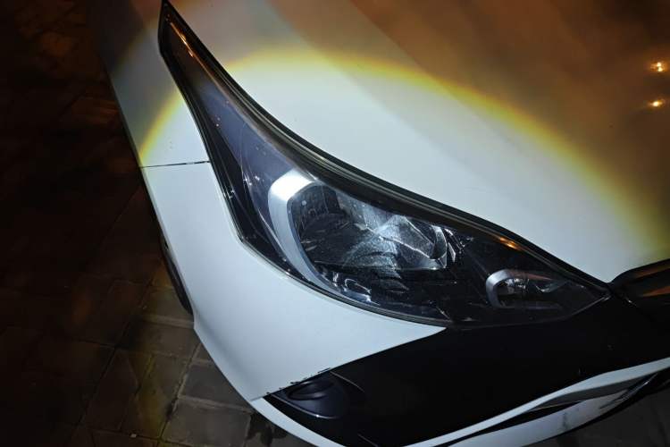 Used Toyota YARiS L Zhi Xuan 2020 1.5L CVT Leading Edition Right Front Headlight