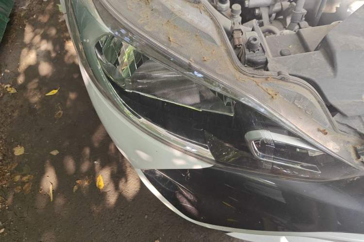 Used Toyota YARiS L Zhi Xuan 2020 1.5L CVT Leading Edition Right Front Headlight