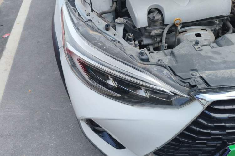Used Toyota YARiS L Zhi Xuan 2020 X-Trail X 1.5L CVT Luxury Edition Right Front Headlight