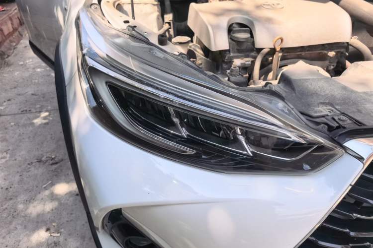 Used Toyota YARiS L Zhi Xuan 2020 X-Trail X 1.5L CVT Leading Edition Right Front Headlight