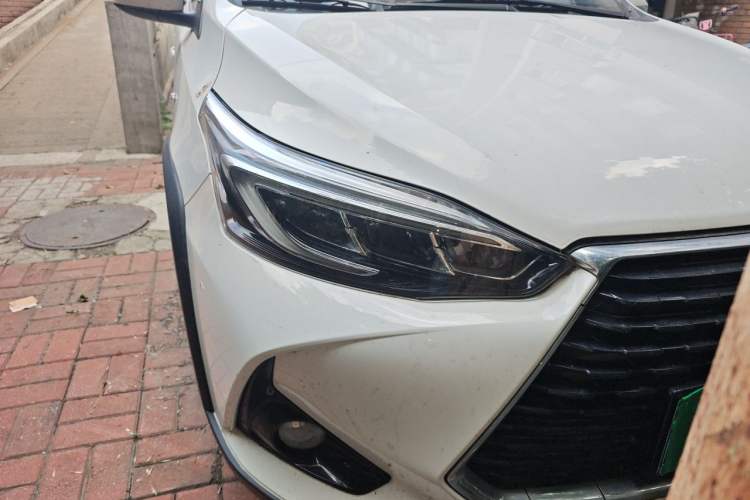 Used Toyota YARiS L Zhi Xuan 2020 X-Trail X 1.5L CVT Prestige Edition Right Front Headlight