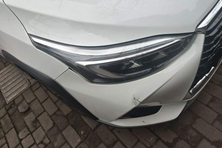 Used Toyota YARiS L Zhi Xuan 2020 X-Trail X 1.5L CVT Leading Edition Right Front Headlight